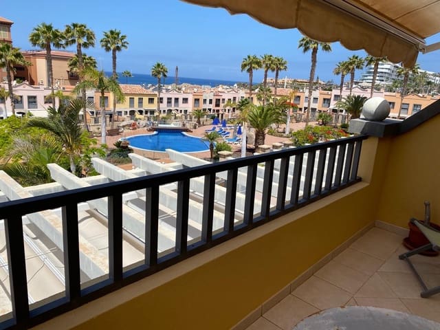 3 soveværelse Byhus til leje i Costa Adeje, Adeje med swimmingpool garage - € 3.800 (Ref: 9340555)