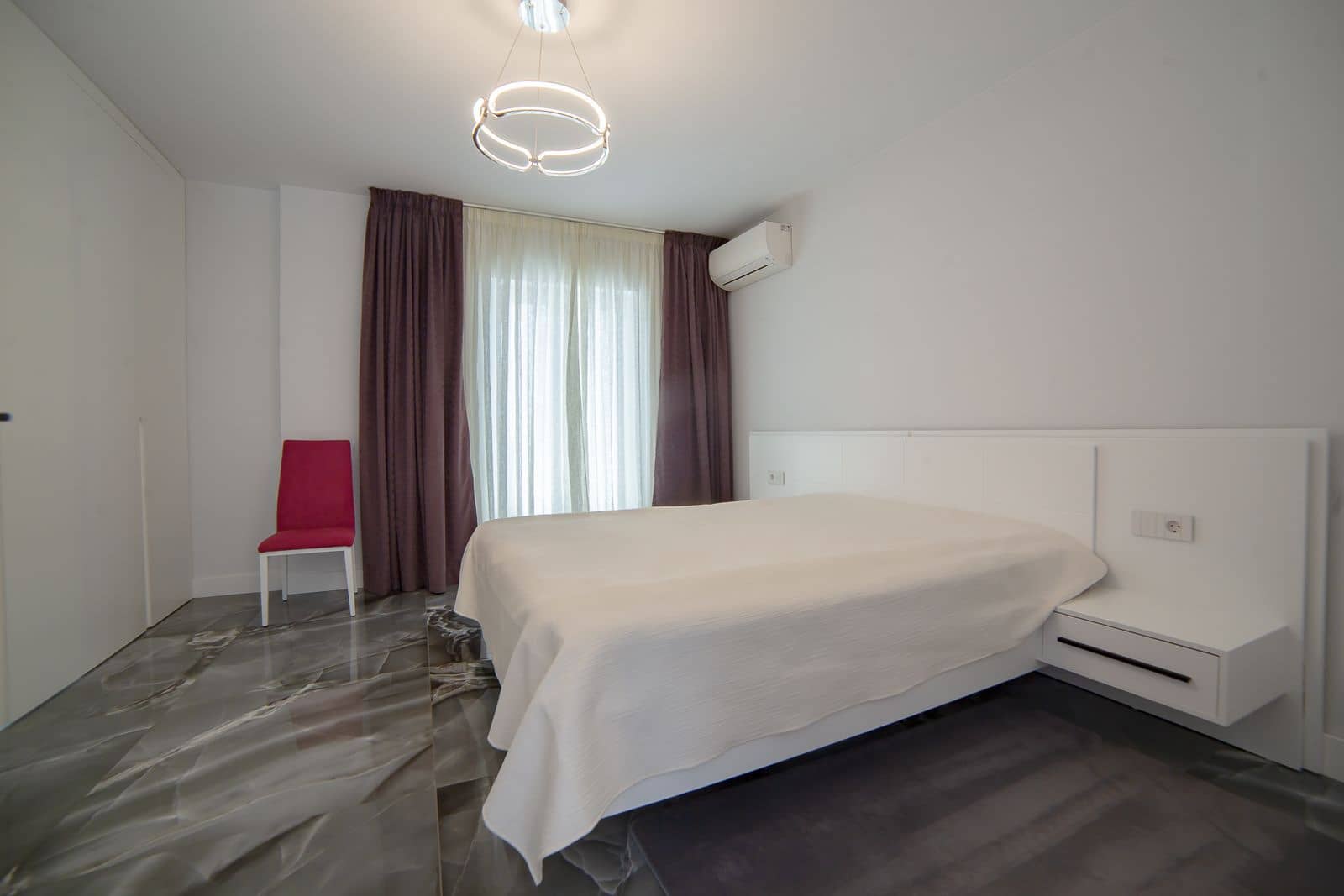 4 sypialnia Willa na sprzedaż w Costa Adeje z basenem garażem - 2 350 000 € (Ref: 9378685)