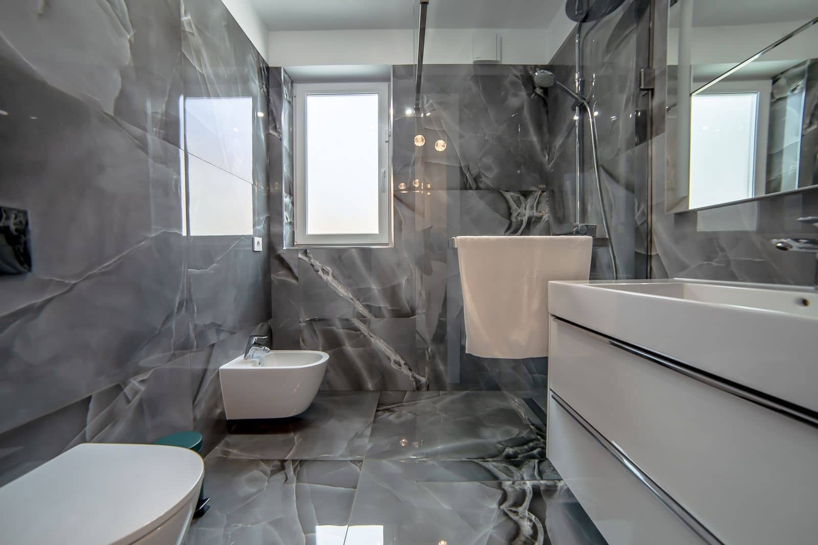 4 sypialnia Willa na sprzedaż w Costa Adeje z basenem garażem - 2 350 000 € (Ref: 9378685)