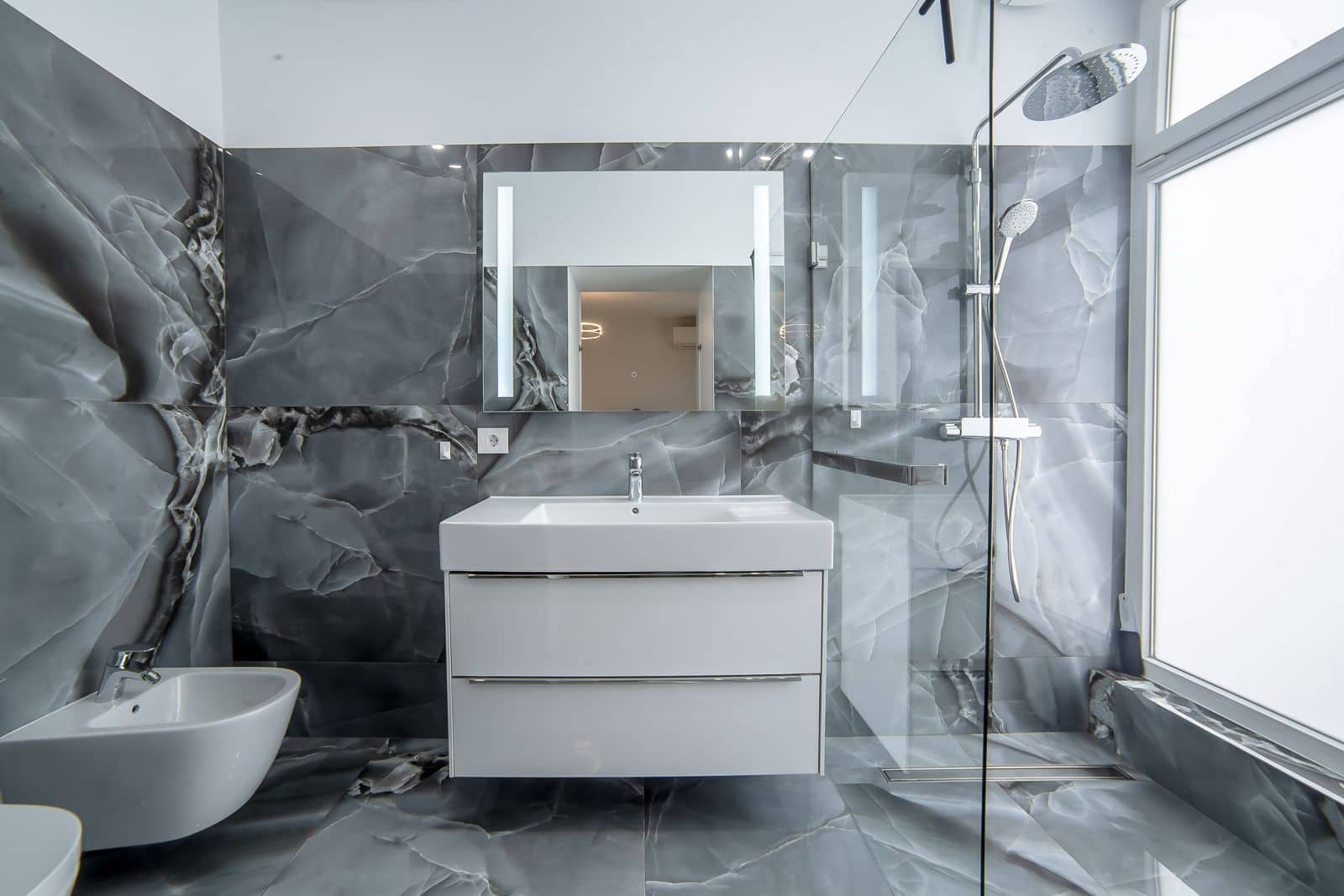 4 sypialnia Willa na sprzedaż w Costa Adeje z basenem garażem - 2 350 000 € (Ref: 9378685)