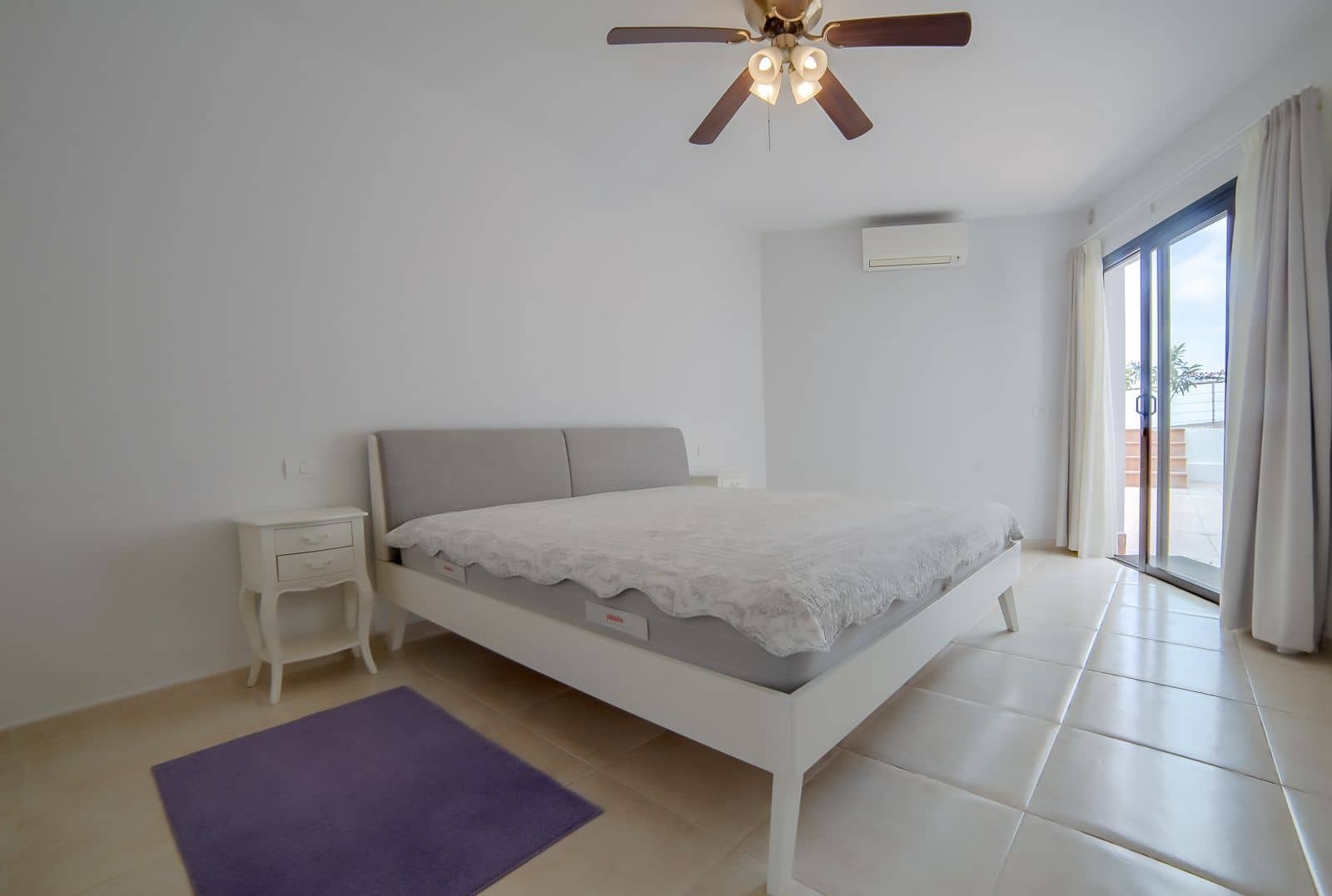 4 sypialnia Willa na sprzedaż w Costa Adeje z basenem garażem - 2 350 000 € (Ref: 9378685)