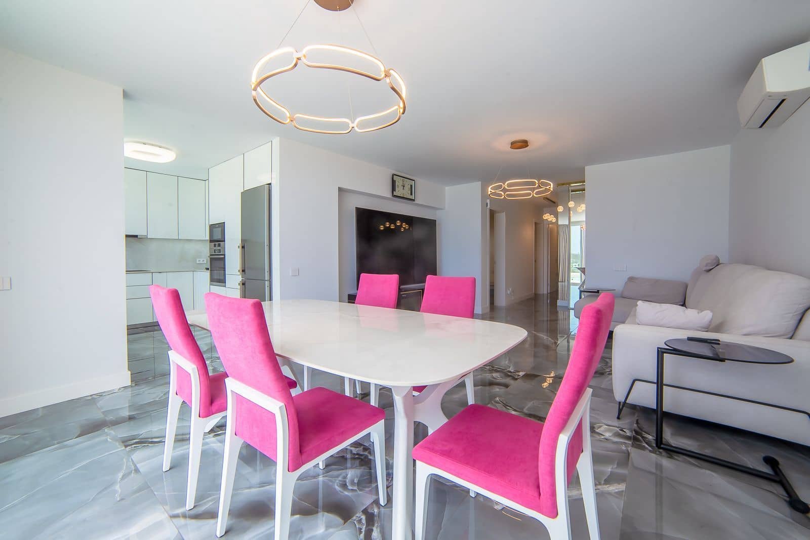 4 sypialnia Willa na sprzedaż w Costa Adeje z basenem garażem - 2 350 000 € (Ref: 9378685)