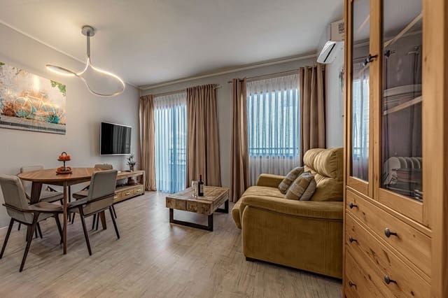 1 bedroom Apartment for sale in Costa Adeje, Adeje with pool - € 250,000 (Ref: 9395695)