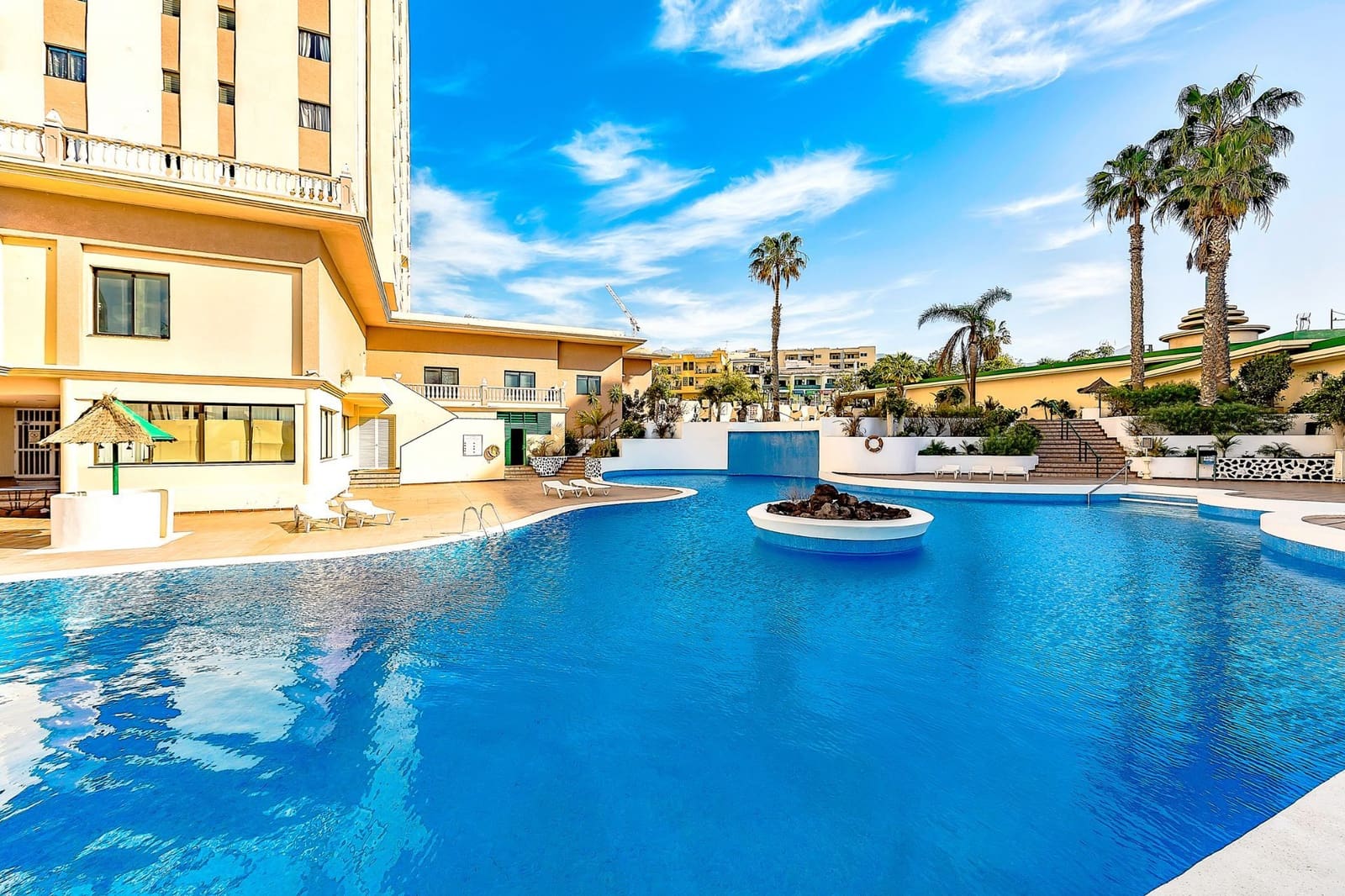 1 bedroom Apartment for sale in Costa Adeje with pool - € 250,000 (Ref: 9395695)