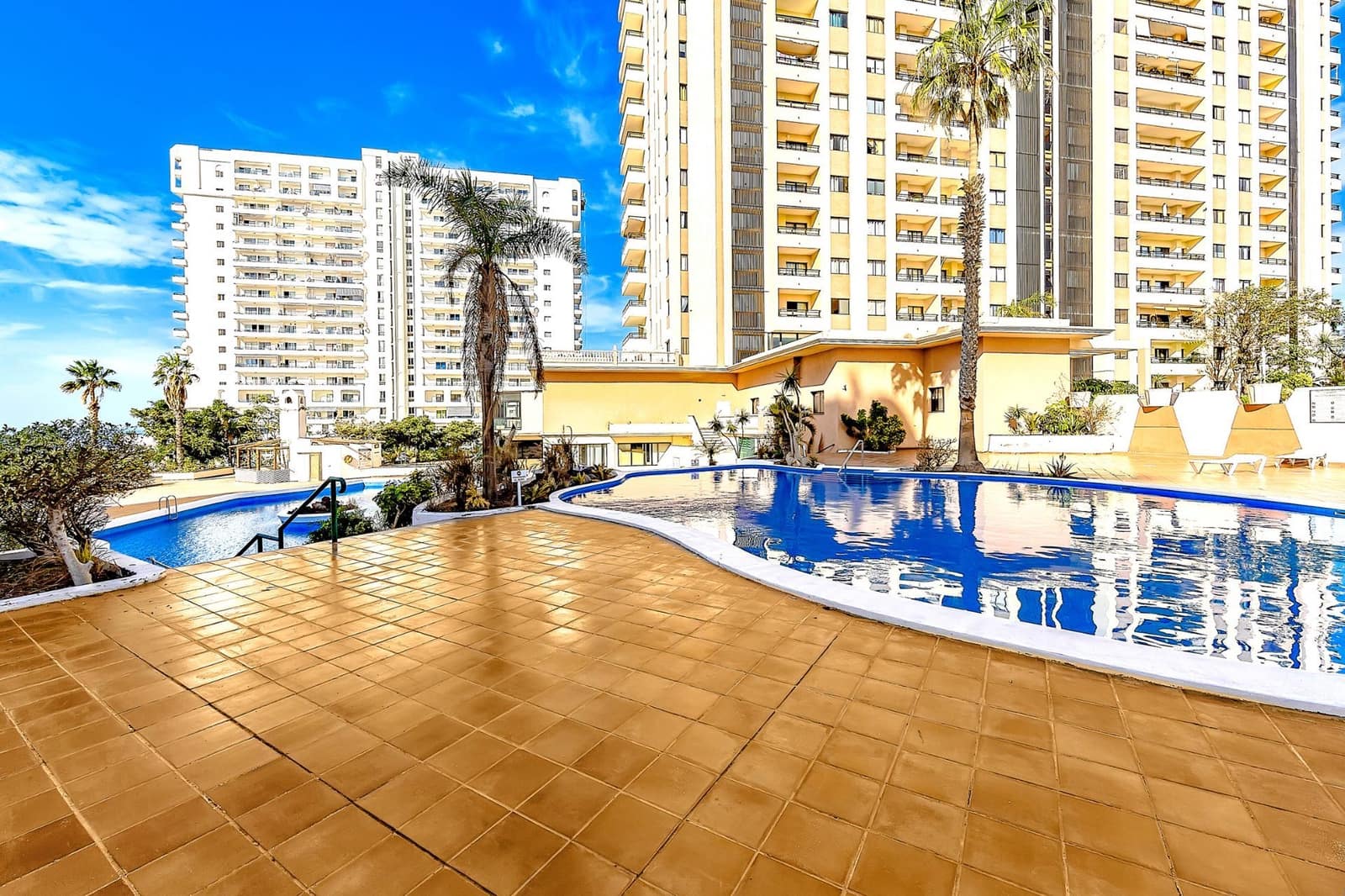 1 bedroom Apartment for sale in Costa Adeje with pool - € 250,000 (Ref: 9395695)
