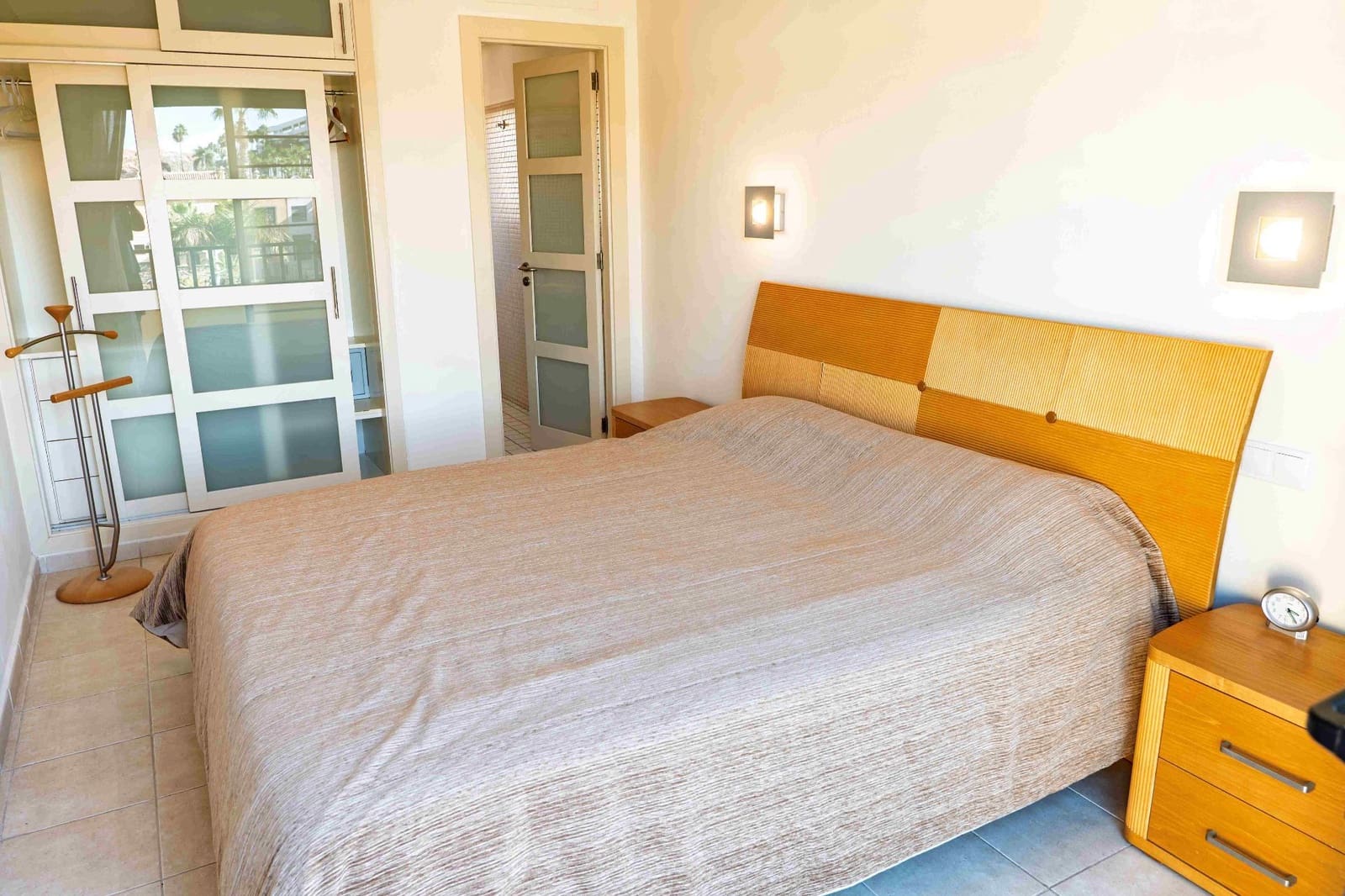 2 makuuhuone Huvila myytävänä paikassa La Caleta - 1 130 000 € (Ref: 9451772)