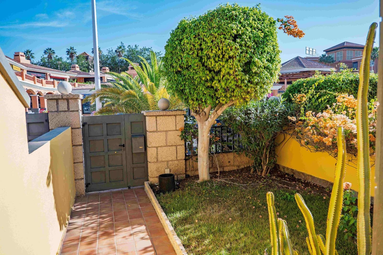 2 makuuhuone Huvila myytävänä paikassa La Caleta - 1 130 000 € (Ref: 9451772)