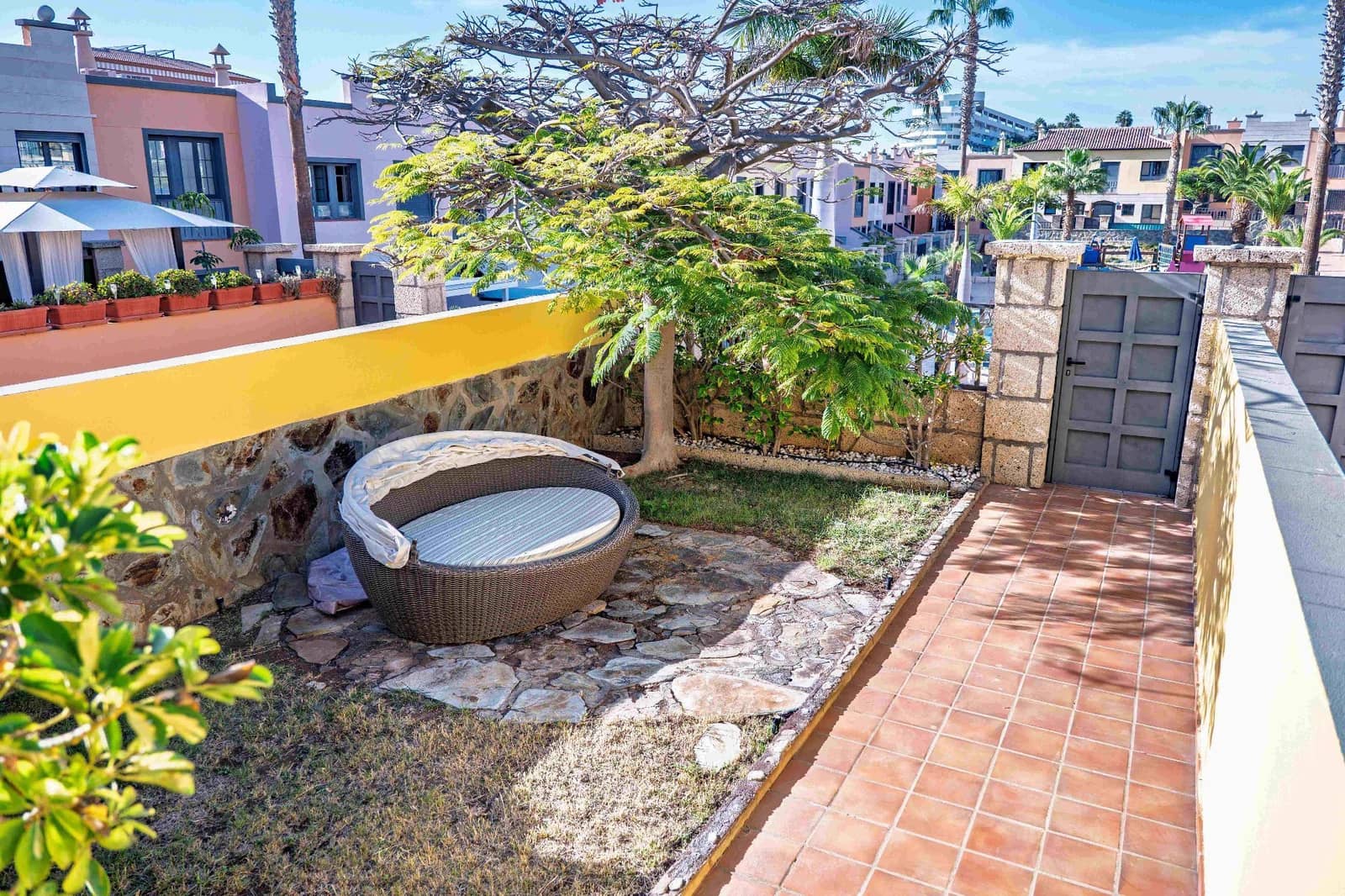 2 makuuhuone Huvila myytävänä paikassa La Caleta - 1 130 000 € (Ref: 9451772)