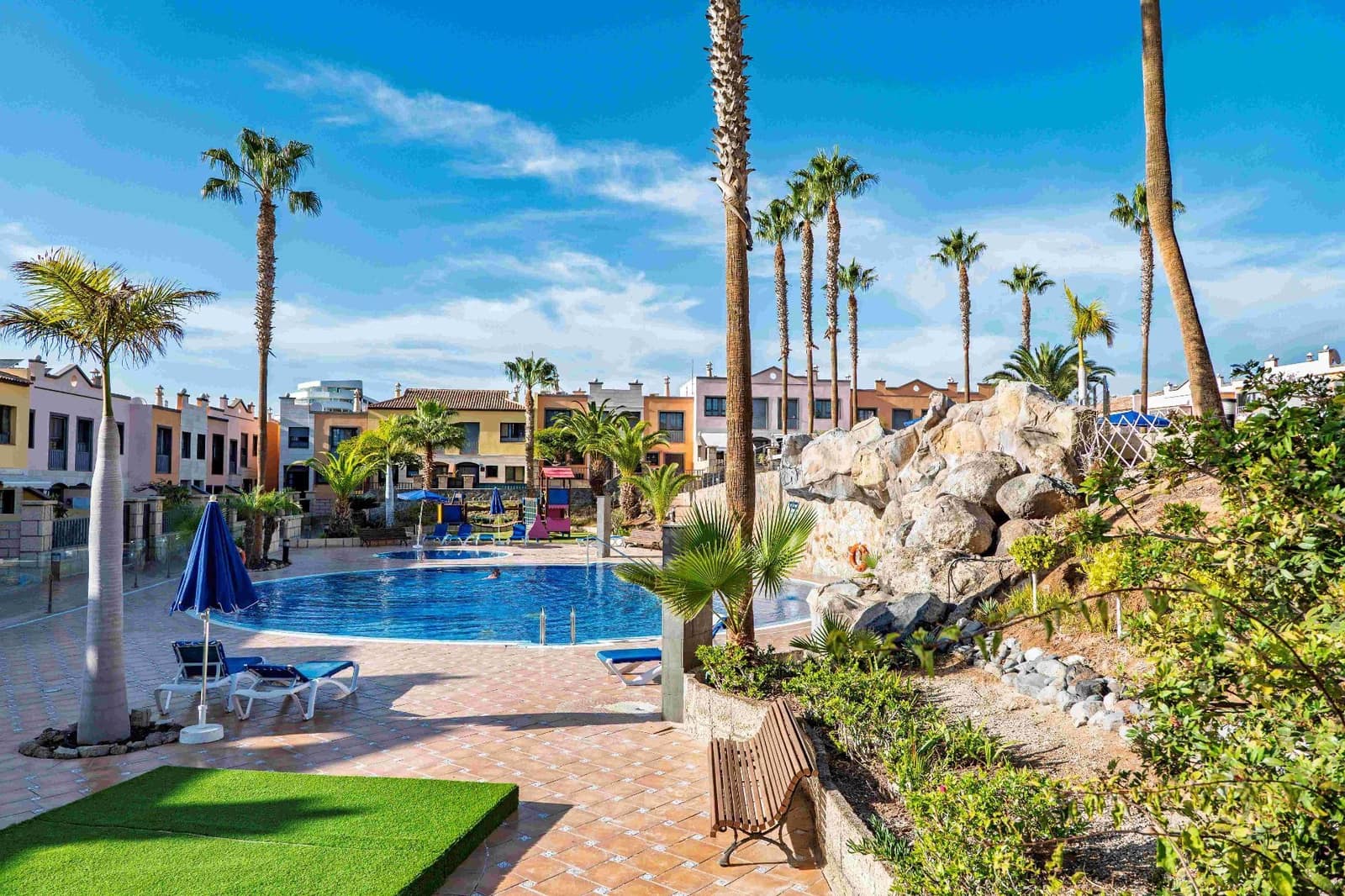 2 makuuhuone Huvila myytävänä paikassa La Caleta - 1 130 000 € (Ref: 9451772)