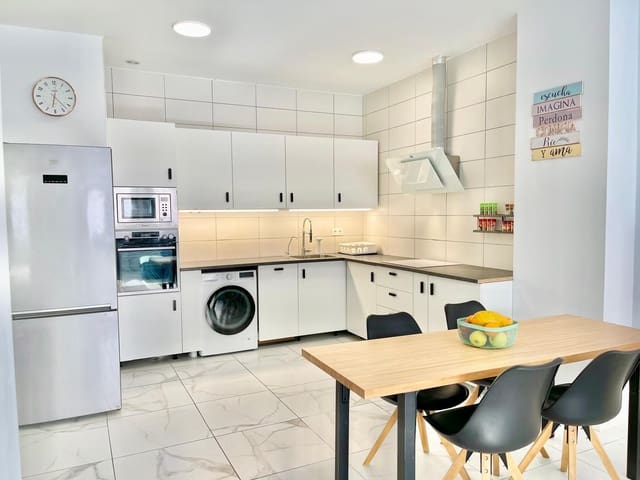 2 quarto Apartamento para arrendar em Adeje com garagem - 1 700 € (Ref: 9461051)