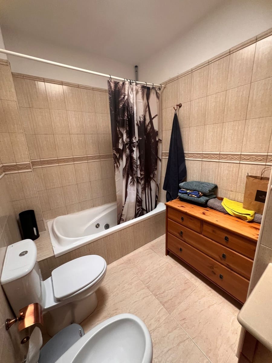 4 sypialnia Dom na sprzedaż w Costa Adeje z basenem garażem - 560 000 € (Ref: 9683365)