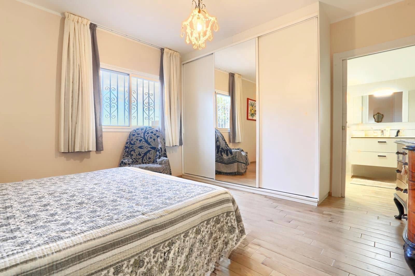 3 soverom Villa til salgs i Costa Adeje - € 550 000 (Ref: 9751571)