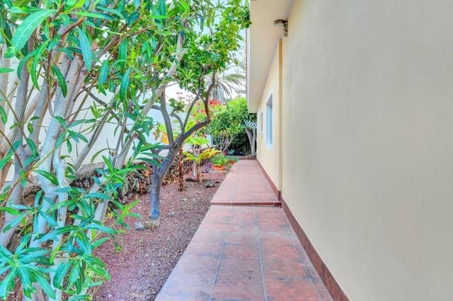 3 soverom Villa til salgs i Costa Adeje, Adeje - € 550 000 (Ref: 9751571)