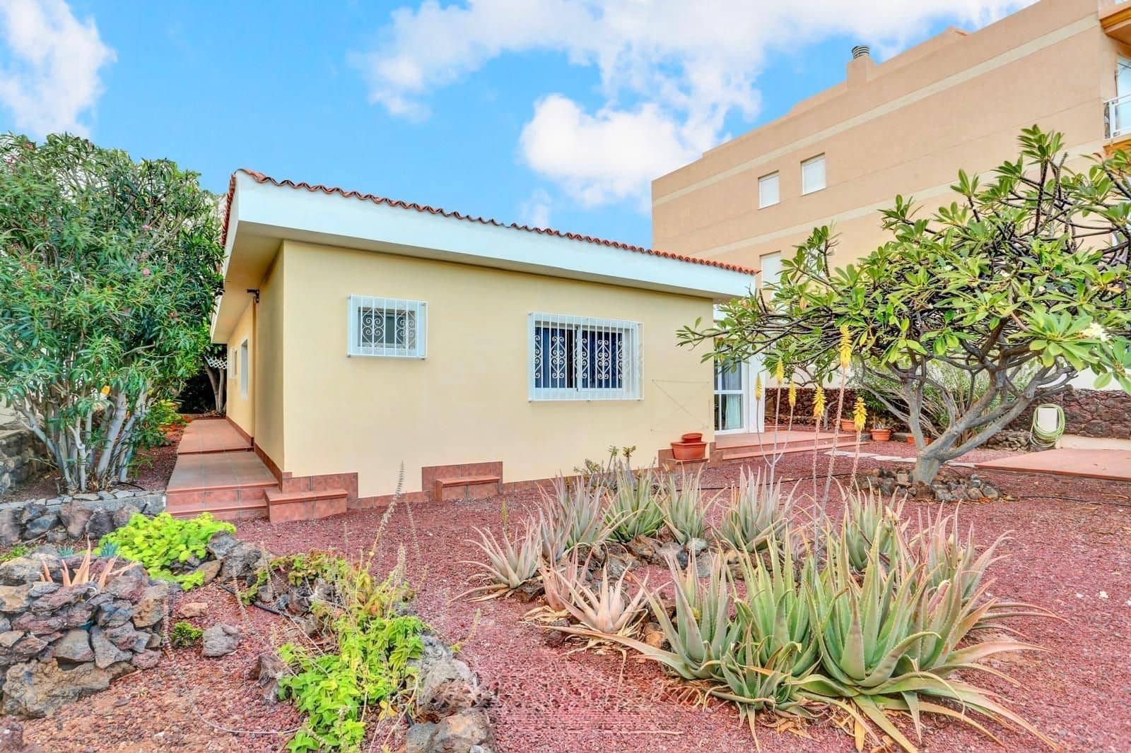 3 soverom Villa til salgs i Costa Adeje - € 550 000 (Ref: 9751571)