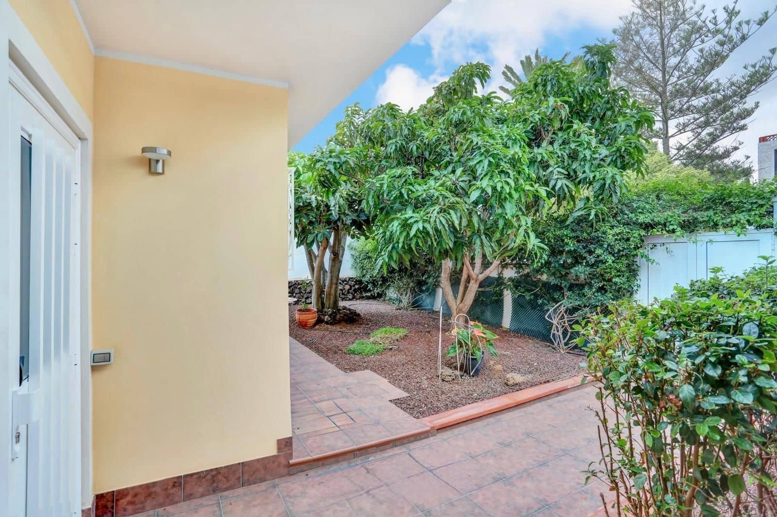 3 soverom Villa til salgs i Costa Adeje - € 550 000 (Ref: 9751571)