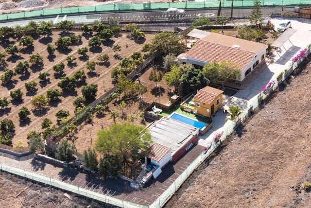 3 sypialnia Willa na sprzedaż w San Miguel de Abona - 800 000 € (Ref: 9800340)