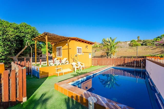 3 soverom Villa til salgs i San Miguel de Abona med svømmebasseng garasje - € 740 000 (Ref: 9800340)