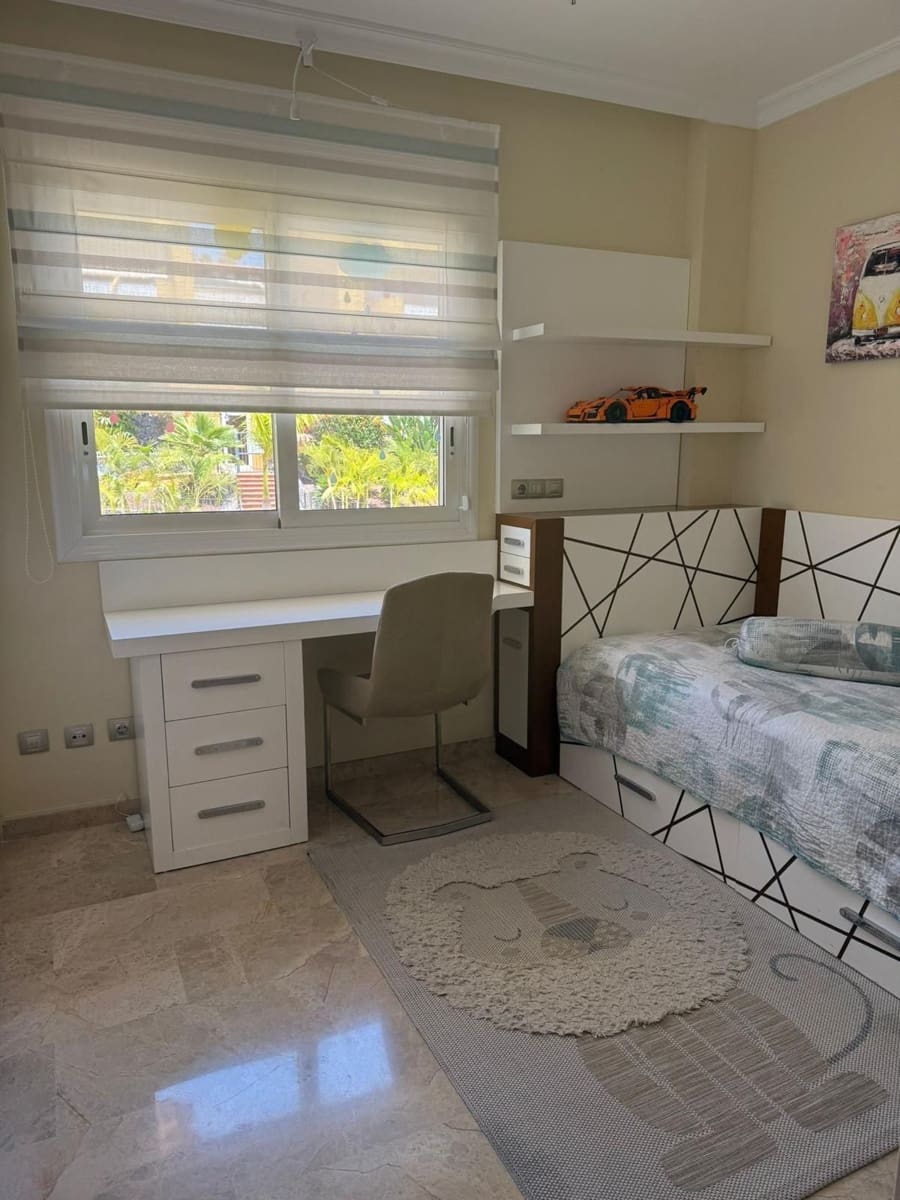 3 bedroom Apartment for sale in Puerto Santiago with pool garage - € 570,000 (Ref: 9824607)