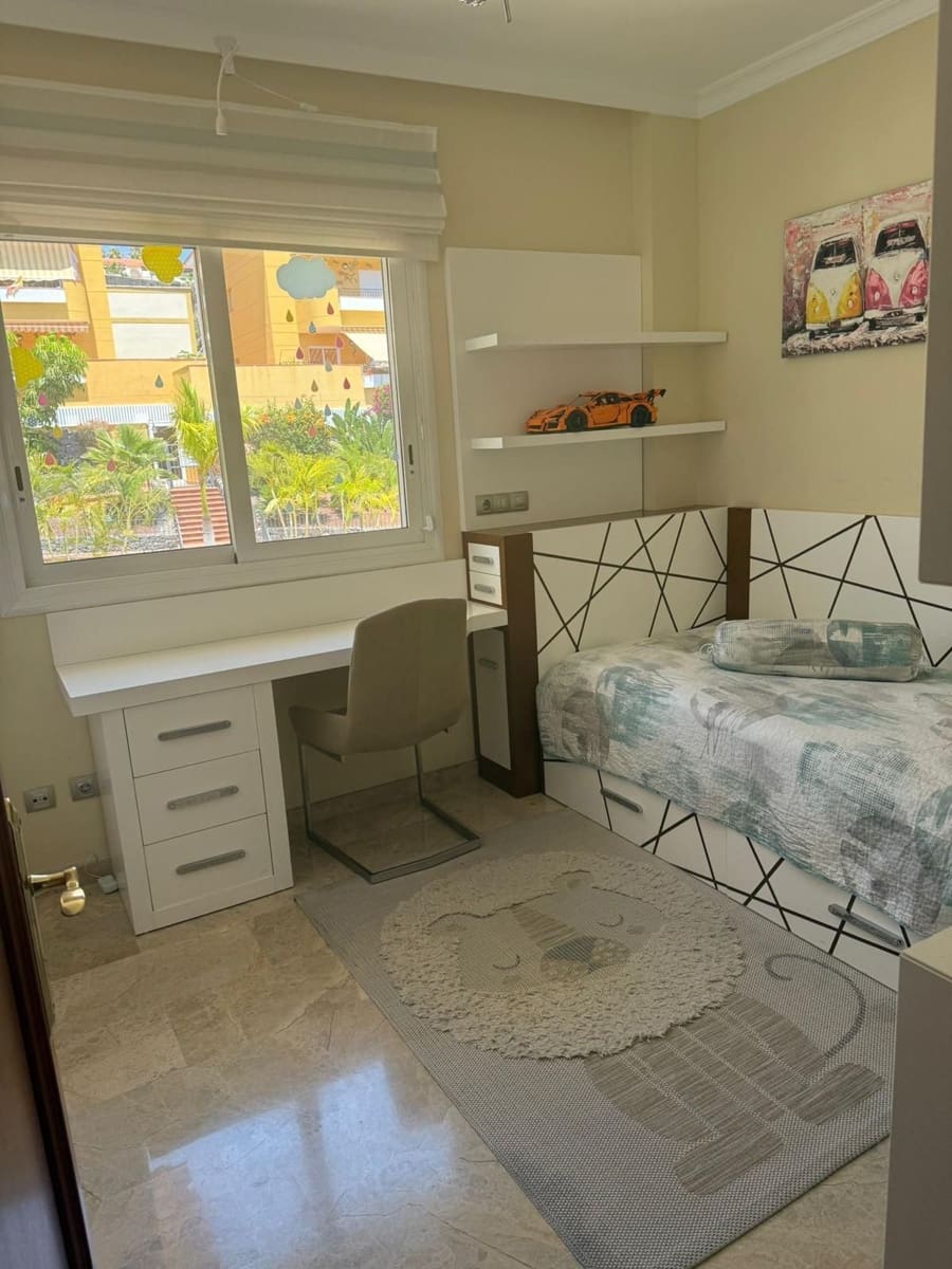 3 bedroom Apartment for sale in Puerto Santiago with pool garage - € 570,000 (Ref: 9824607)