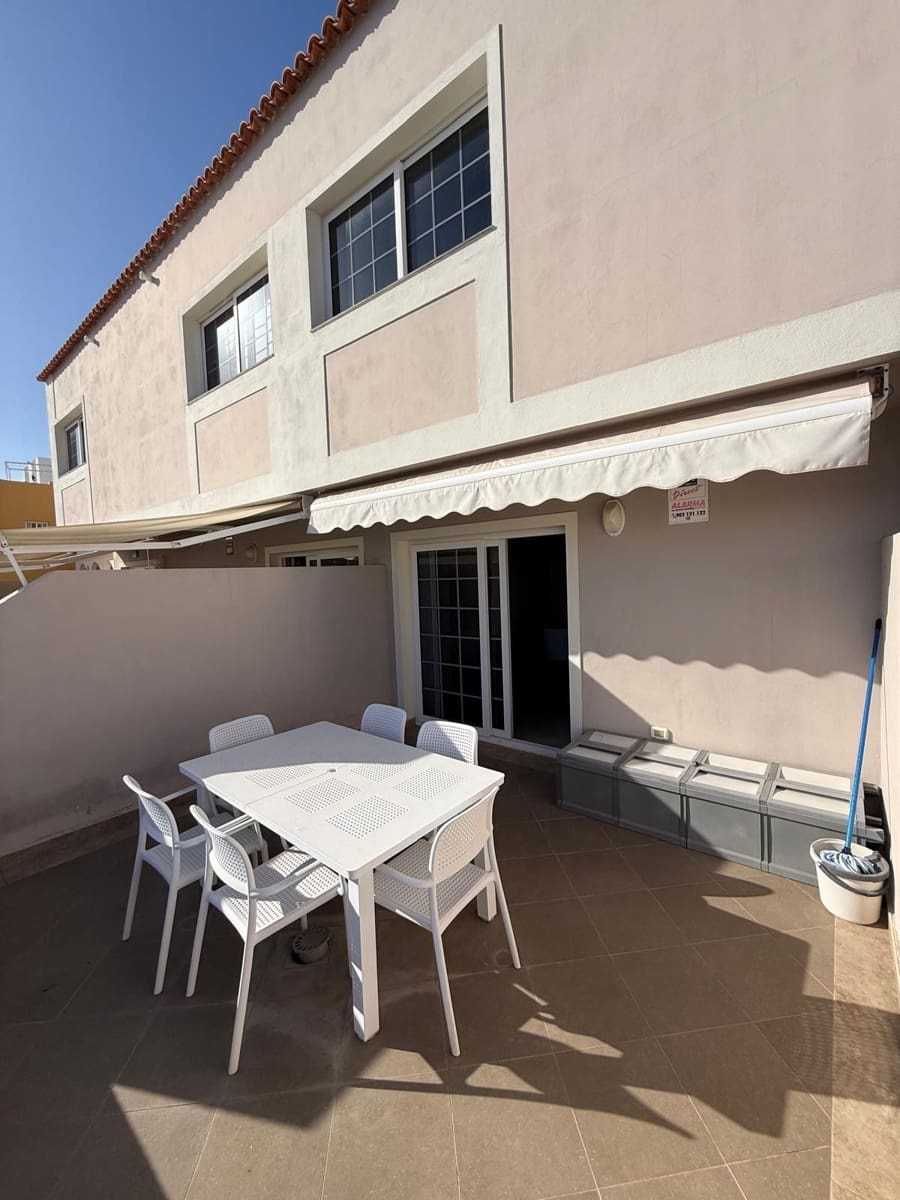 2 soveværelse Villa til salg i Costa Adeje med swimmingpool garage - € 375.000 (Ref: 9824608)