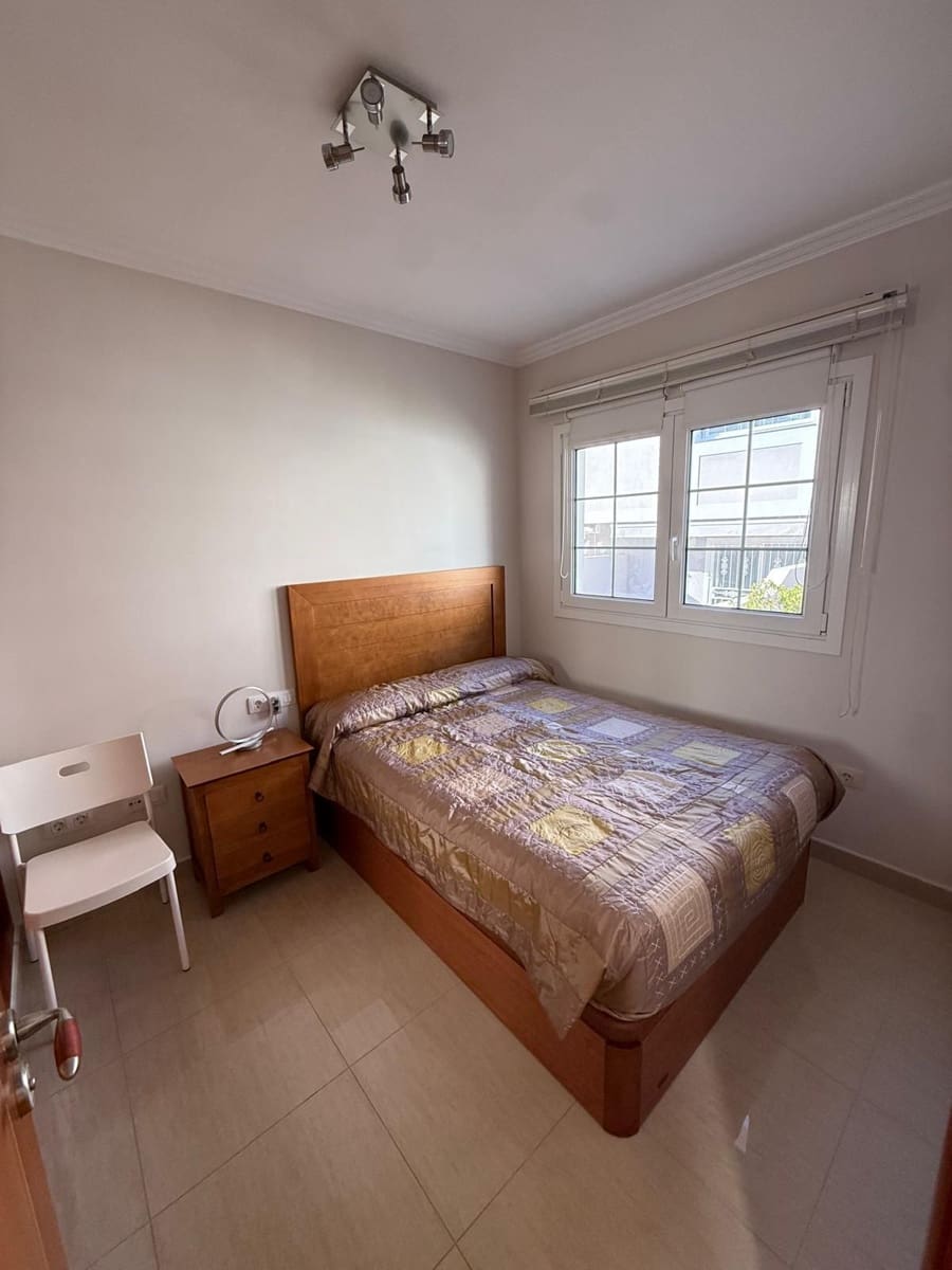 2 soveværelse Villa til salg i Costa Adeje med swimmingpool garage - € 375.000 (Ref: 9824608)