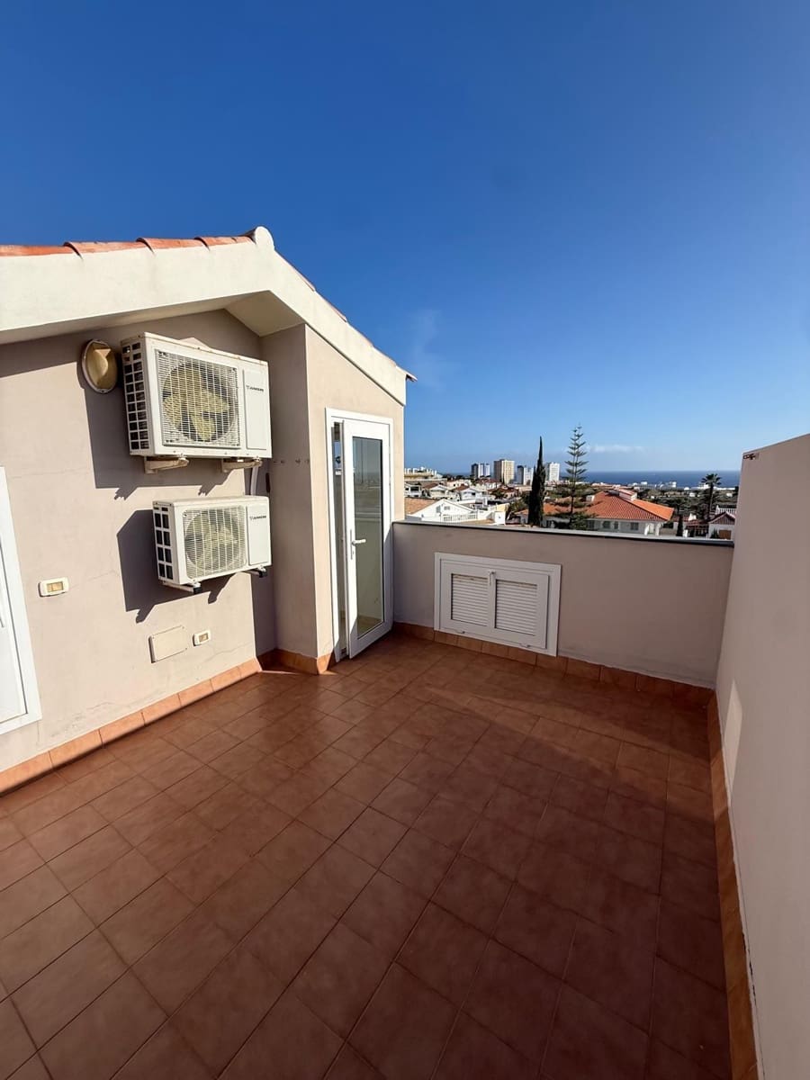 2 soveværelse Villa til salg i Costa Adeje med swimmingpool garage - € 375.000 (Ref: 9824608)