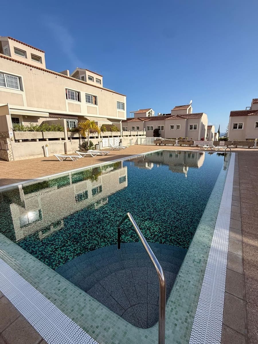 2 soveværelse Villa til salg i Costa Adeje med swimmingpool garage - € 375.000 (Ref: 9824608)