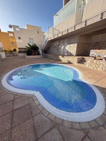 2 camera da letto Villa in vendita in Costa Adeje, Adeje con piscina garage - 375.000 € (Rif: 9824608)