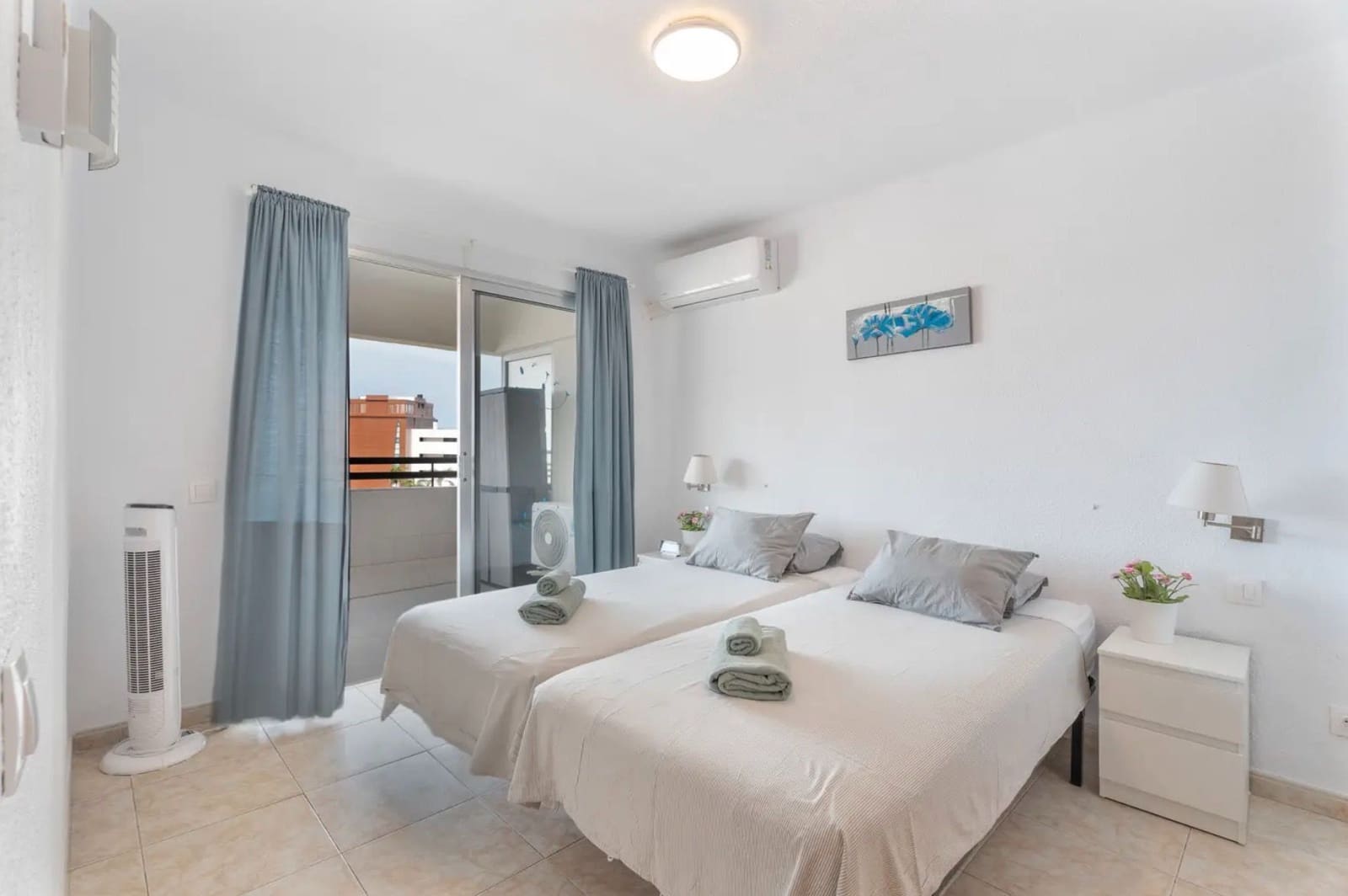 1 bedroom Apartment for sale in Costa Adeje - € 320,000 (Ref: 9830607)