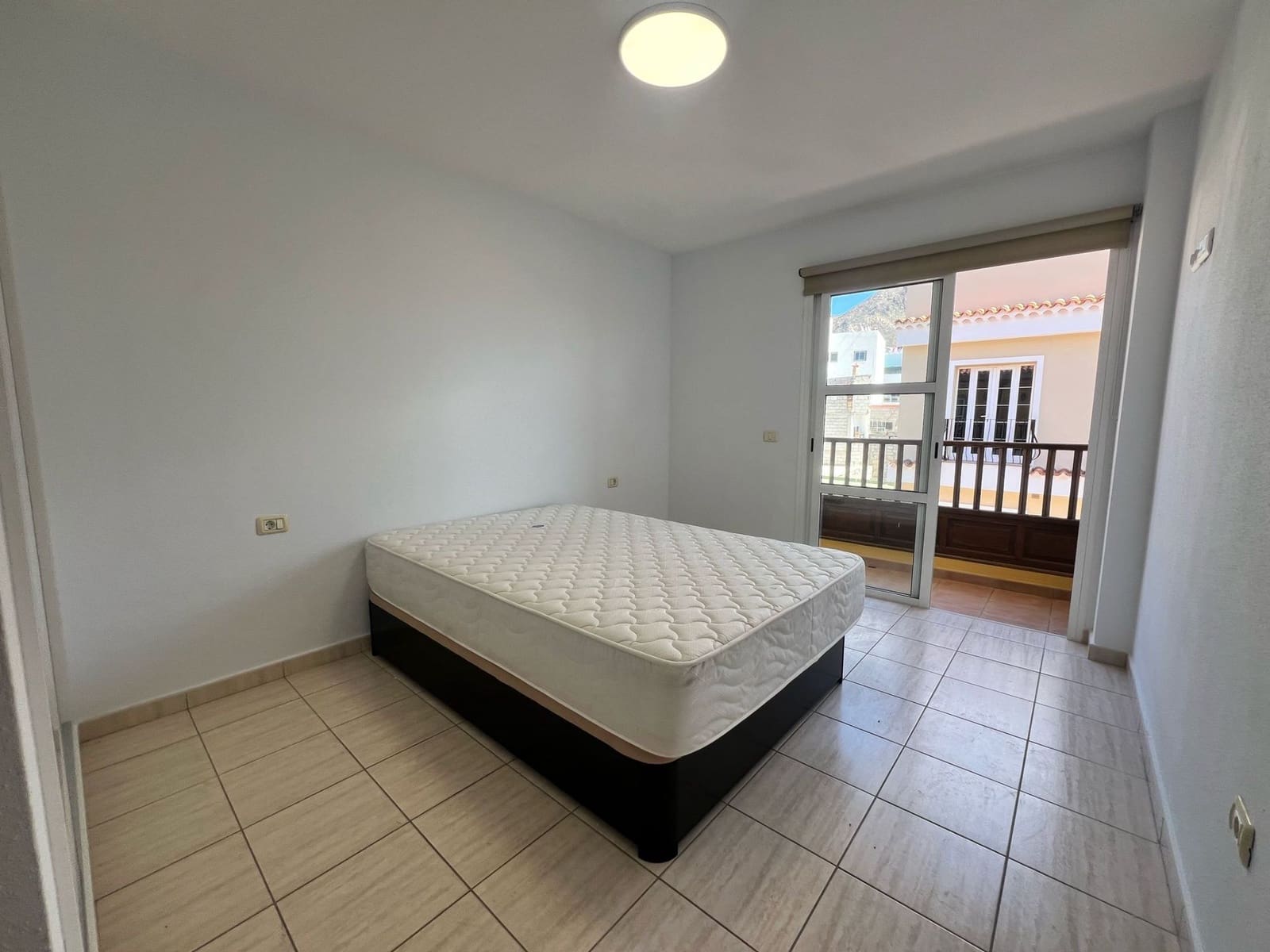 3 bedroom Apartment for sale in Costa Adeje with garage - € 290,000 (Ref: 9838851)