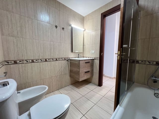 3 soveværelse Lejlighed til salg i Costa Adeje, Adeje med garage - € 290.000 (Ref: 9838851)