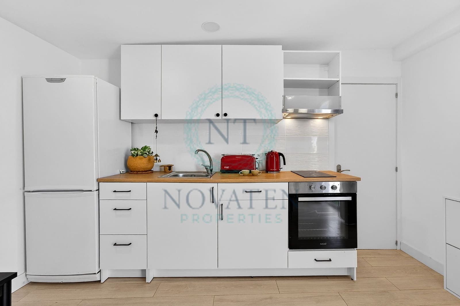5 soverom Villa til salgs i Guia de Isora med garasje - € 977 000 (Ref: 9872910)