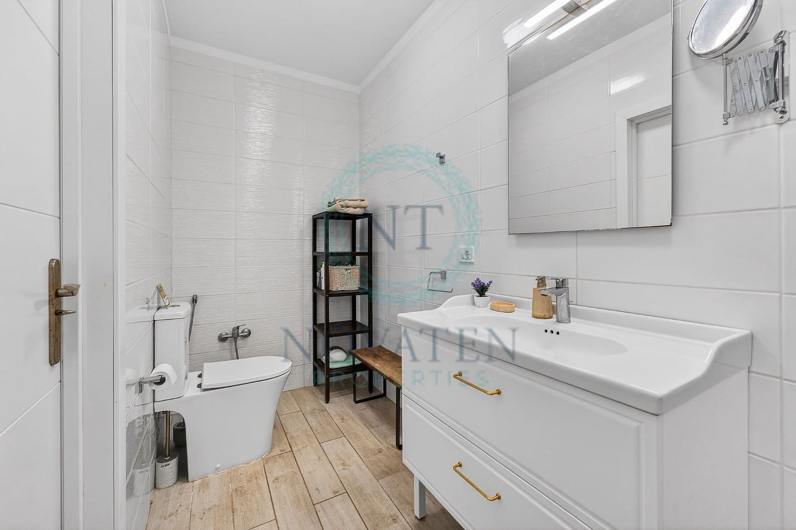 5 soverom Villa til salgs i Guia de Isora med garasje - € 977 000 (Ref: 9872910)