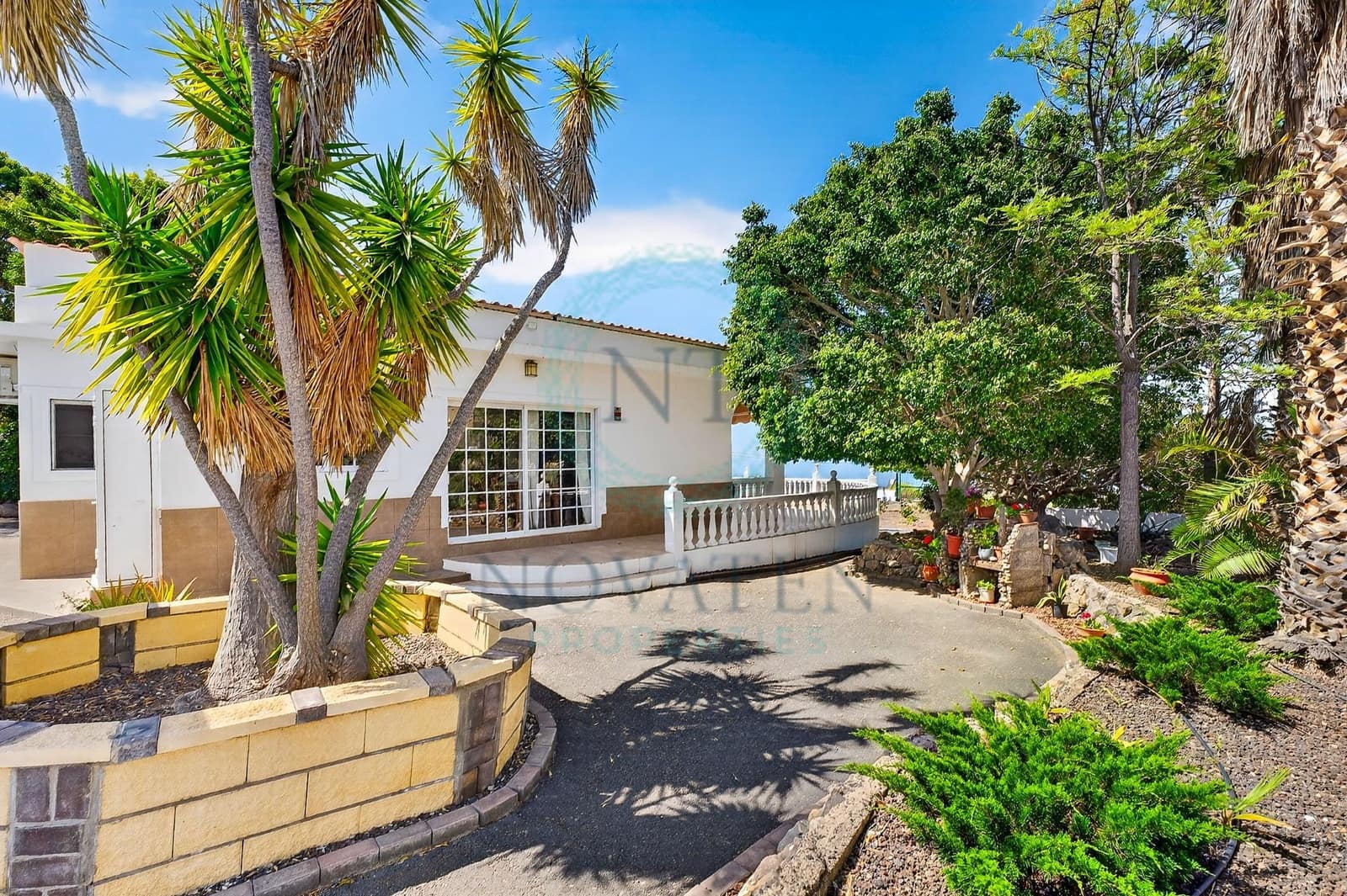 5 soverom Villa til salgs i Guia de Isora med garasje - € 977 000 (Ref: 9872910)