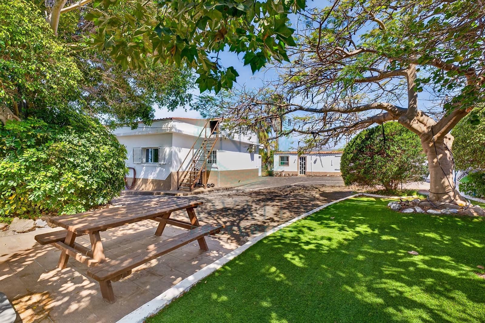 5 soverom Villa til salgs i Guia de Isora med garasje - € 977 000 (Ref: 9872910)