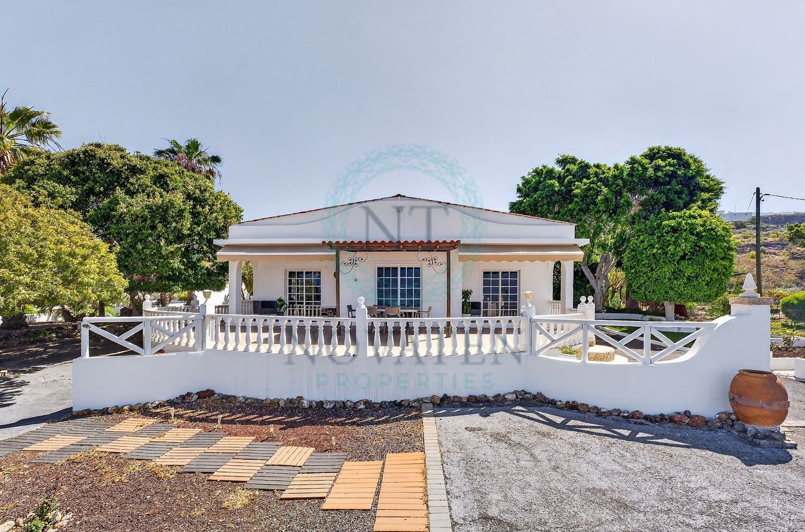 5 soverom Villa til salgs i Guia de Isora med garasje - € 977 000 (Ref: 9872910)