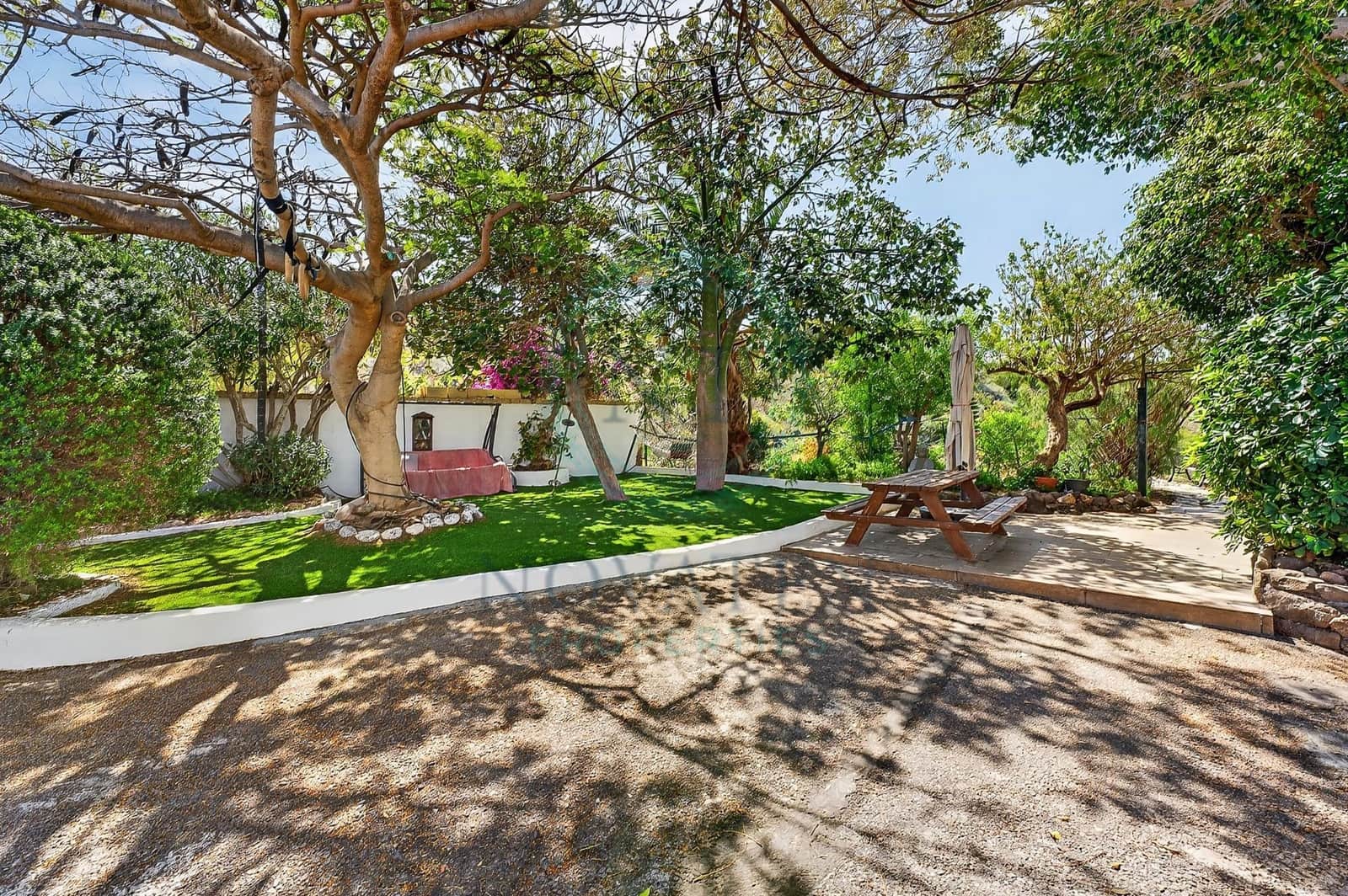 5 soverom Villa til salgs i Guia de Isora med garasje - € 977 000 (Ref: 9872910)