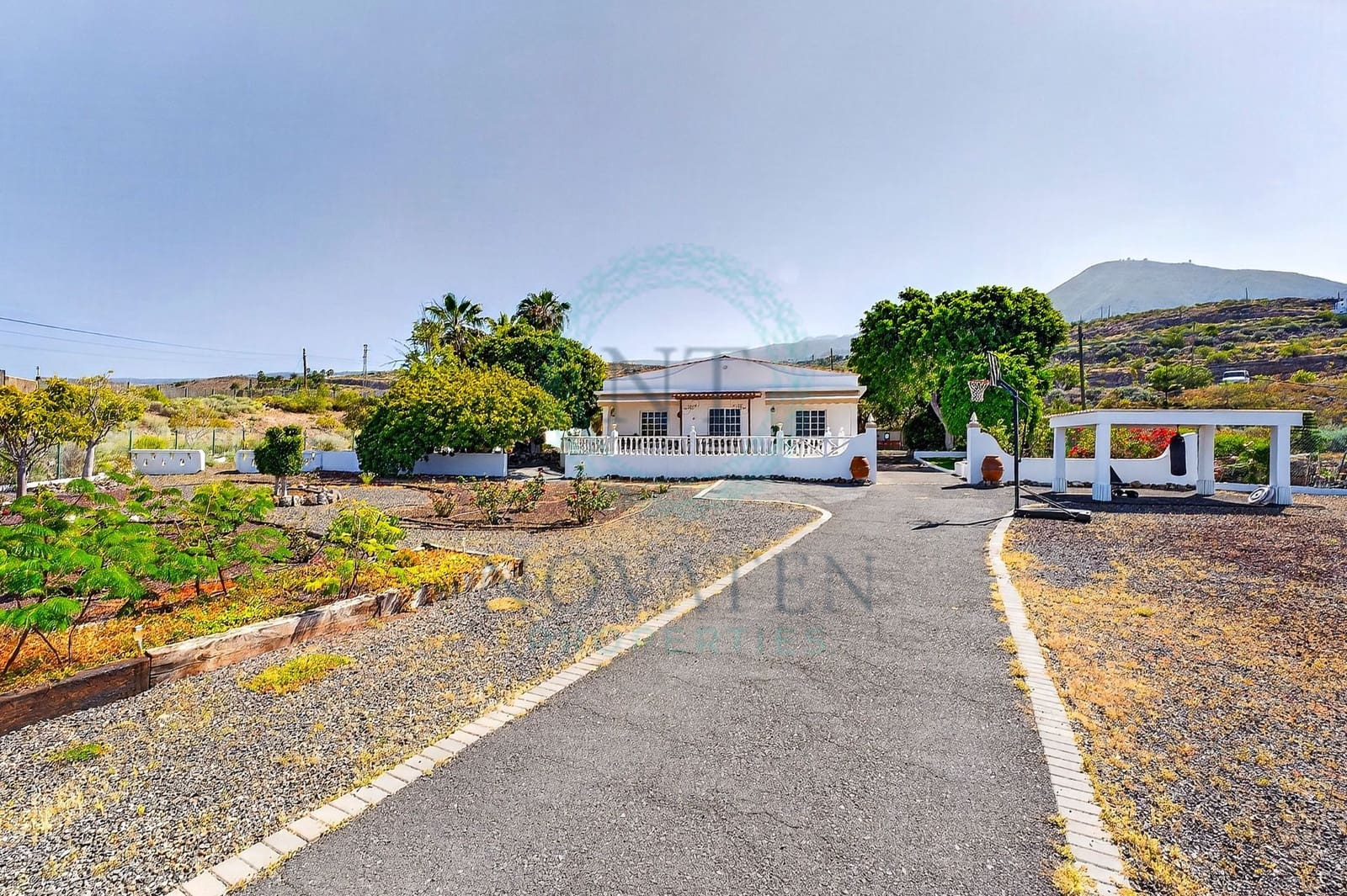 5 soverom Villa til salgs i Guia de Isora med garasje - € 977 000 (Ref: 9872910)