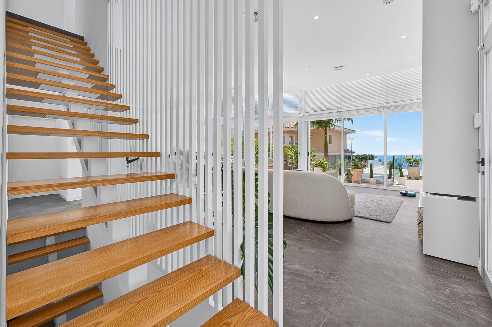5 bedroom Villa for sale in Costa Adeje - € 1,999,000 (Ref: 9946925)