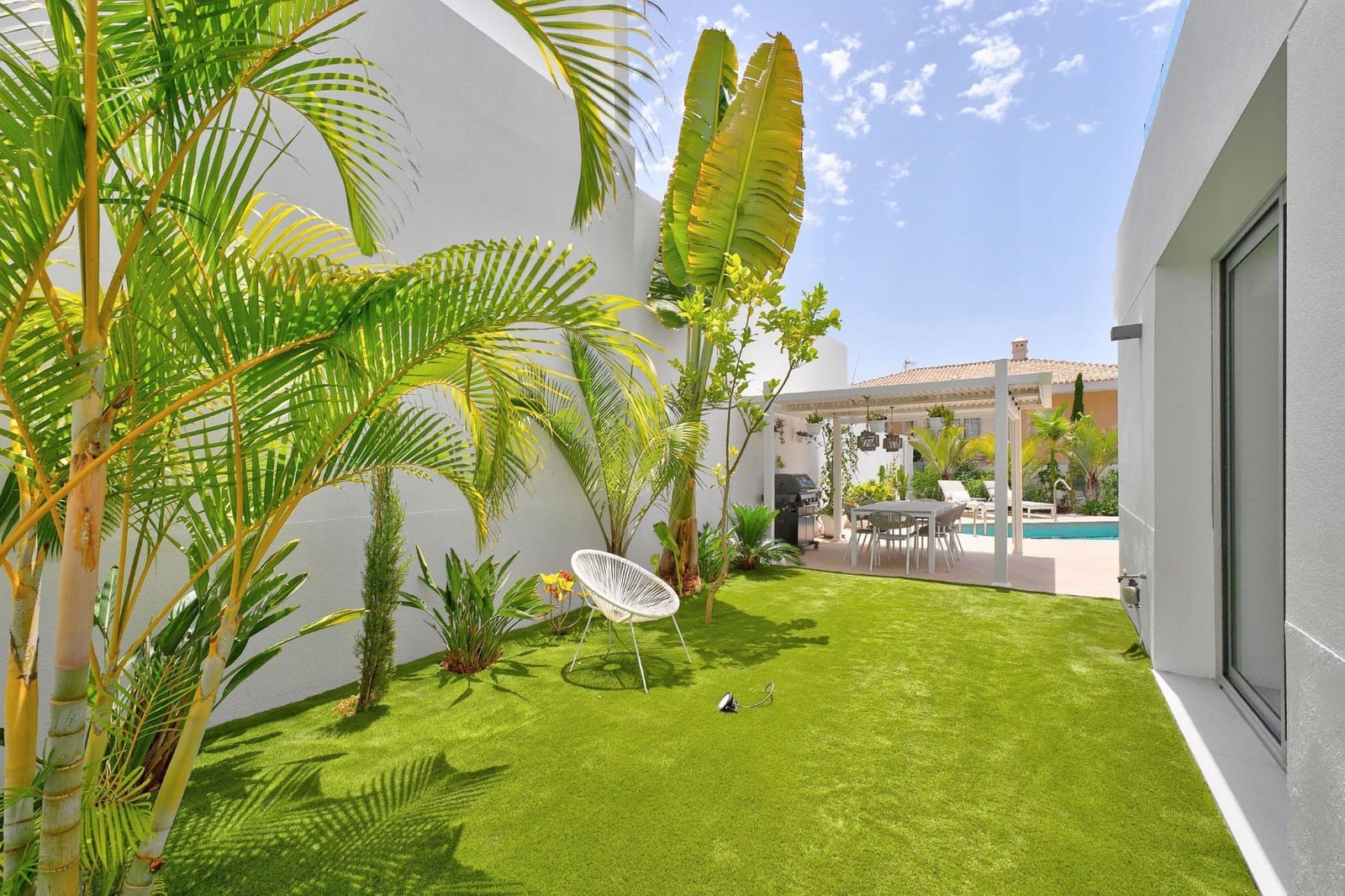 5 bedroom Villa for sale in Costa Adeje - € 1,999,000 (Ref: 9946925)