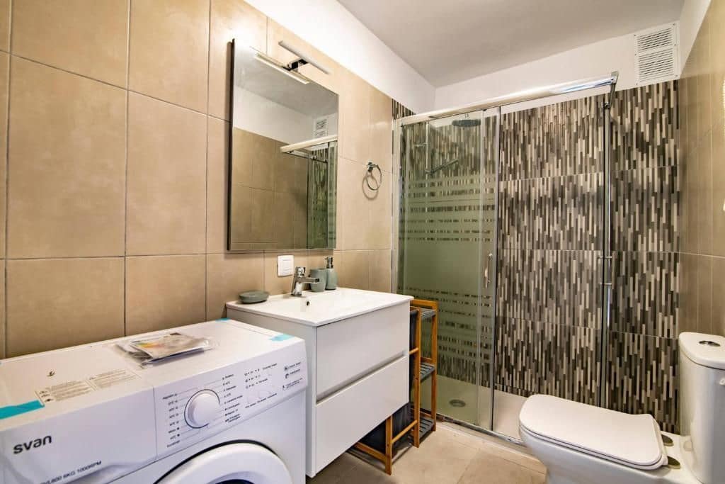 1 bedroom Apartment for sale in Arona - € 300,000 (Ref: 9950955)