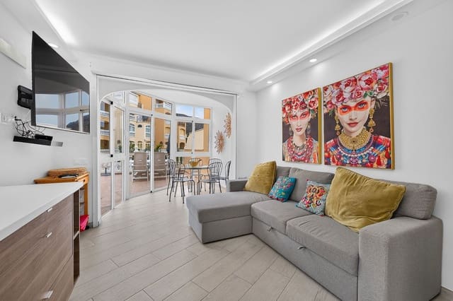 2 soveværelse Lejlighed til leje i Los Cristianos, Arona med swimmingpool - € 1.800 (Ref: 9959086)