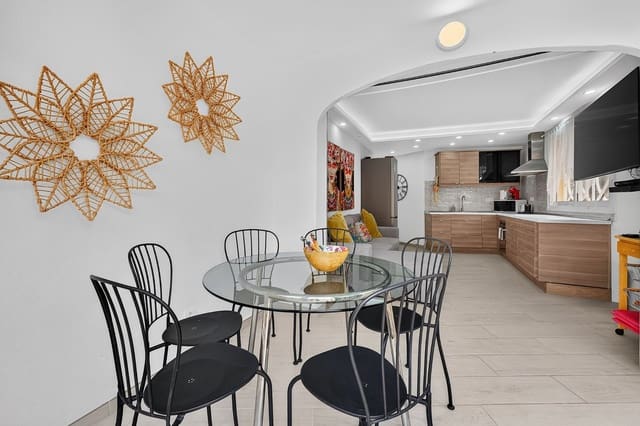 2 soveværelse Lejlighed til leje i Los Cristianos, Arona med swimmingpool - € 1.800 (Ref: 9959086)