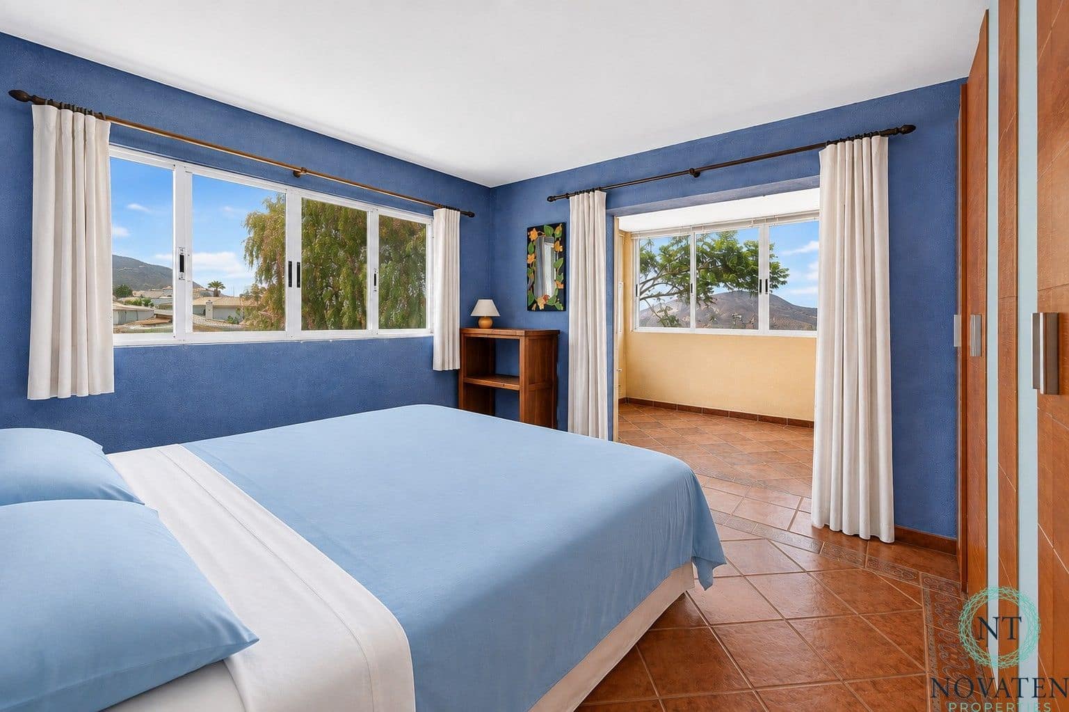 5 soverom Villa til salgs i Arona - € 650 000 (Ref: 9999512)