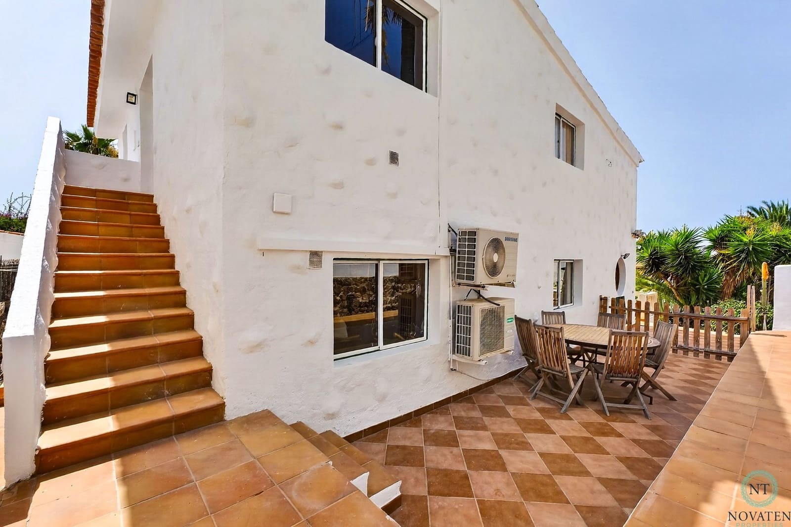 5 soverom Villa til salgs i Arona - € 650 000 (Ref: 9999512)
