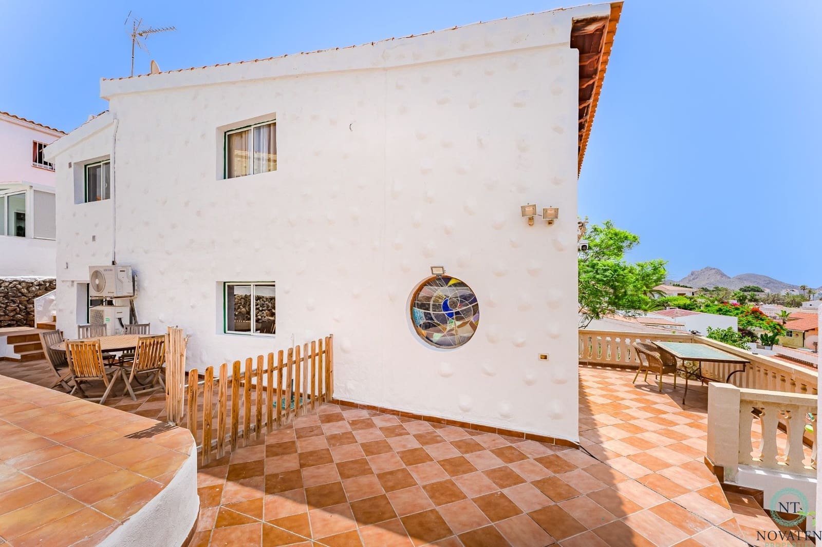 5 soverom Villa til salgs i Arona - € 650 000 (Ref: 9999512)