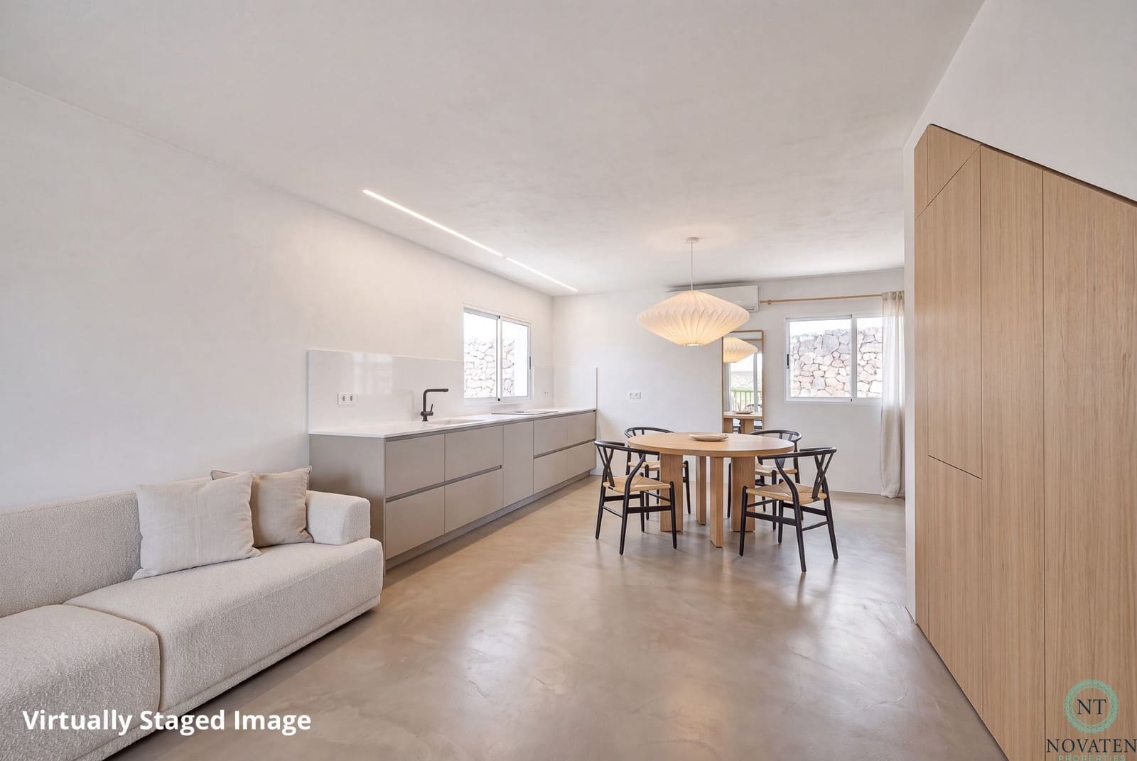 5 soverom Villa til salgs i Arona - € 650 000 (Ref: 9999512)