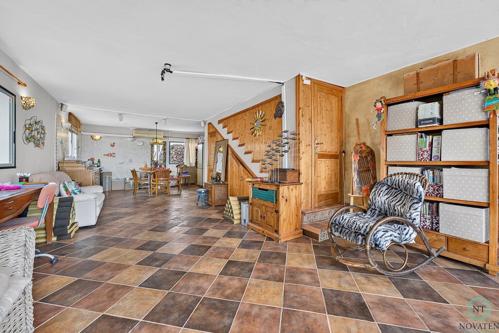 5 soverom Villa til salgs i Arona - € 650 000 (Ref: 9999512)