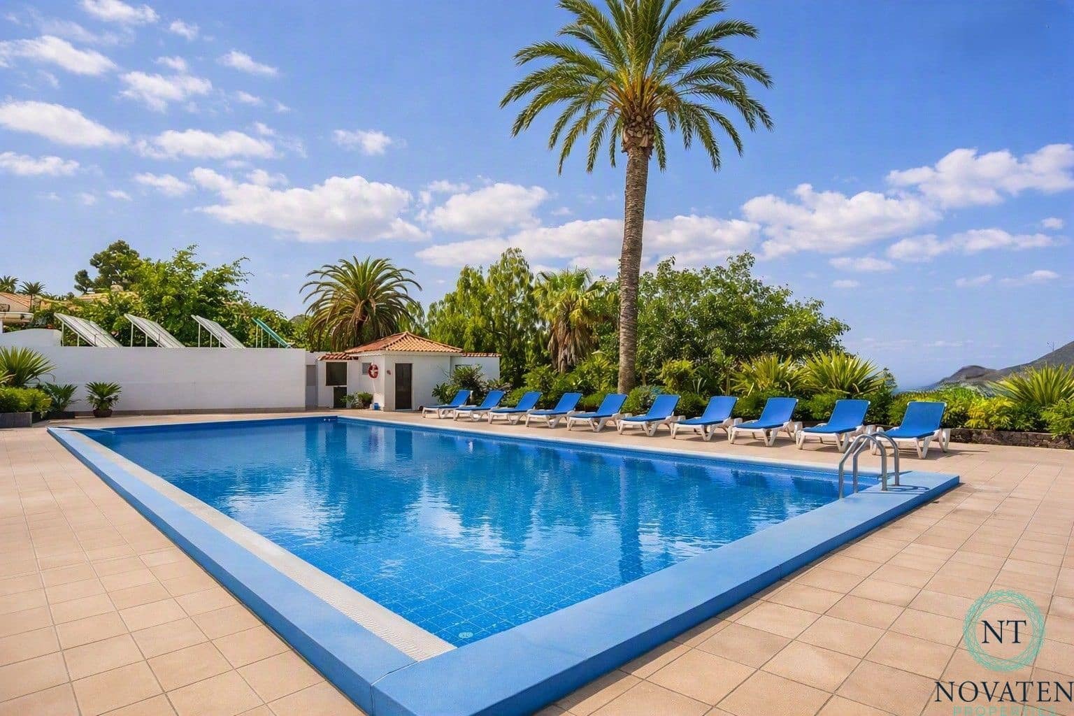 5 slaapkamer Villa te koop in Arona - € 650.000 (Ref: 9999512)