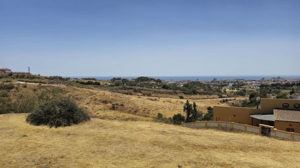 Terrain à Bâtir à vendre à Mijas - 385 000 € (Ref: 9617975)